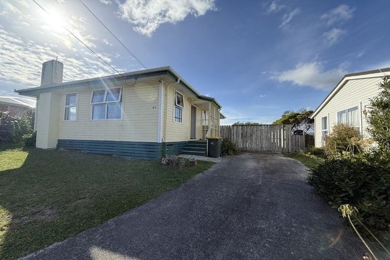 Photo of property in 97 Te Pene Avenue, Titahi Bay, Porirua, 5022