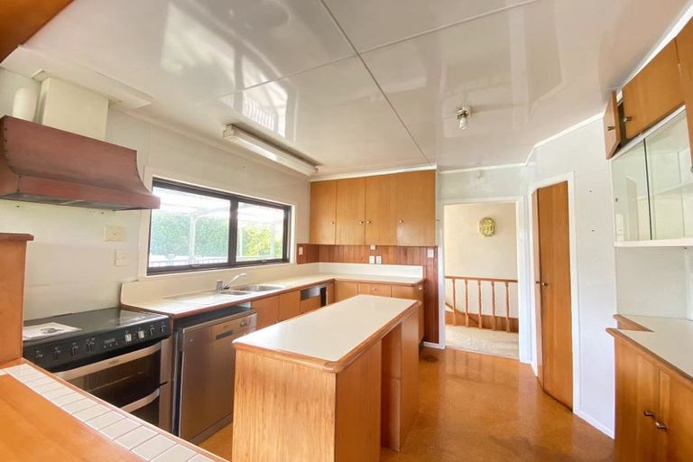 Photo of property in 43 O'halloran Road, Howick, Auckland, 2014