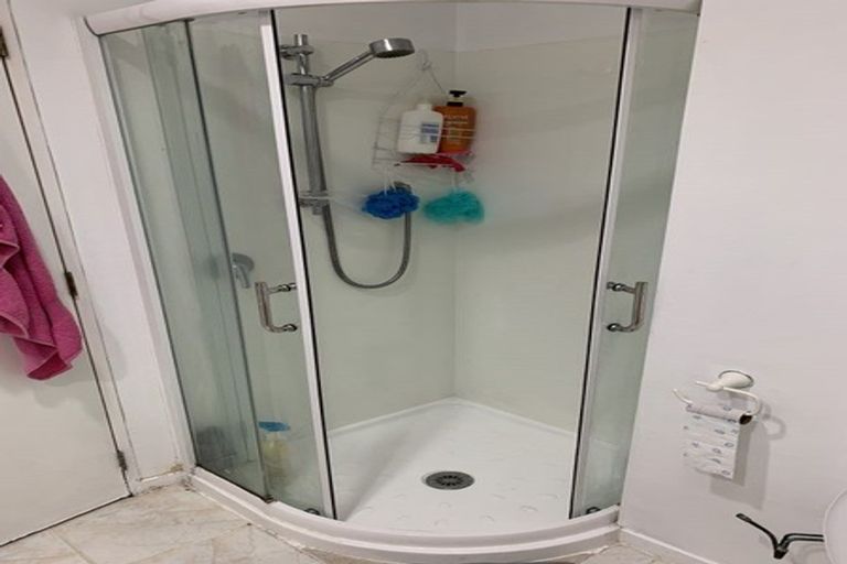 Photo of property in 37 Fernbrook Close, Burswood, Auckland, 2013