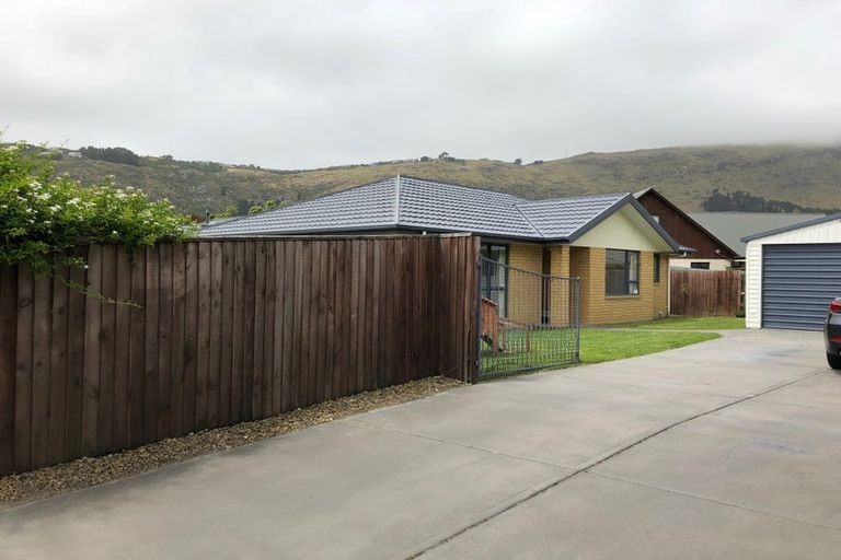 Photo of property in 21 Stedley Place, Heathcote Valley, Christchurch, 8022