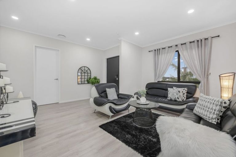 Photo of property in 3 Tannaghmore Drive, Flat Bush, Auckland, 2019