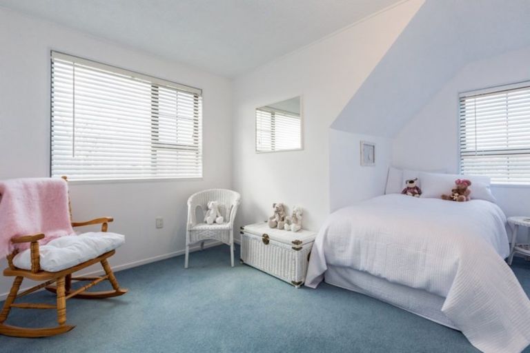 Photo of property in 47a Avenue Road, Greenmeadows, Napier, 4112