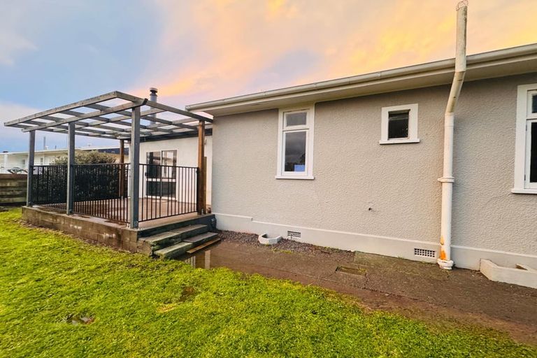 Photo of property in 32 Grey Street, Marton, 4710