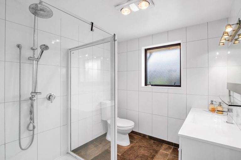 Photo of property in 107 High Street, Oxford, 7430