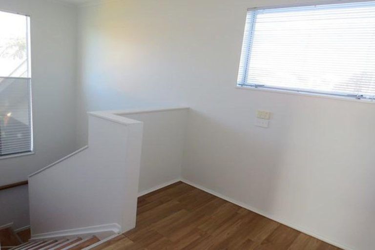 Photo of property in 17 Princes Street, Fitzroy, New Plymouth, 4312