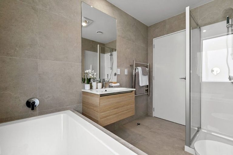 Photo of property in 13 Isabella Lane, Henderson, 0610