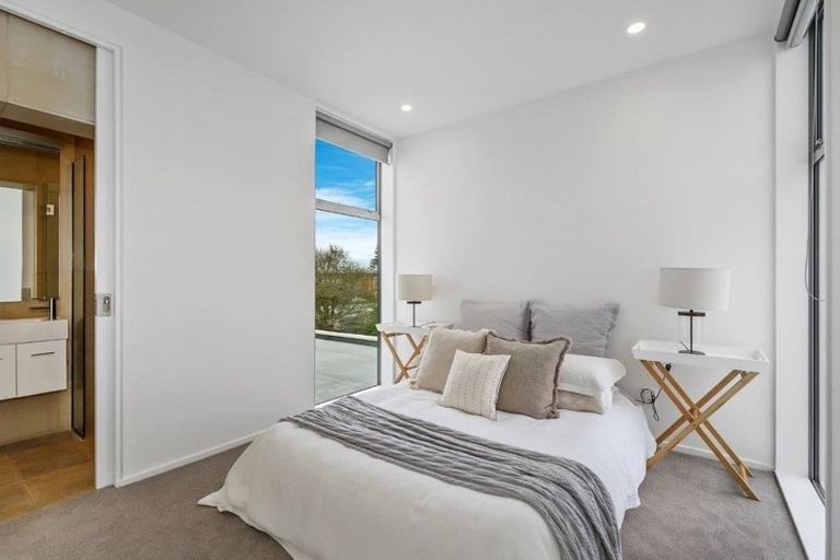 Photo of property in 2/22 Esplanade, Sumner, Christchurch, 8081