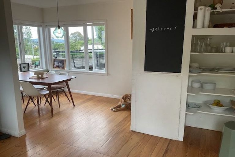 Photo of property in 18 Norman Road, Titirangi, Auckland, 0604