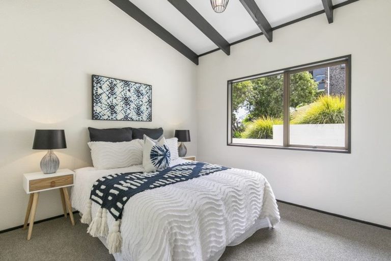 Photo of property in 69 Rosecamp Road, Beach Haven, Auckland, 0626