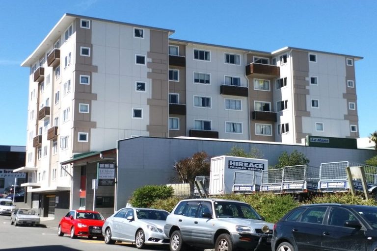 Photo of property in 12 Martin Square, Te Aro, Wellington, 6011