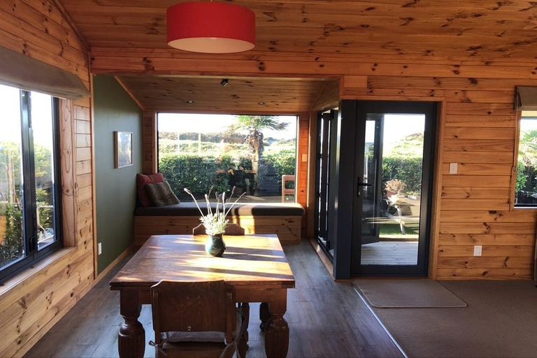 Photo of property in 658 Papamoa Beach Road, Papamoa Beach, Papamoa, 3118