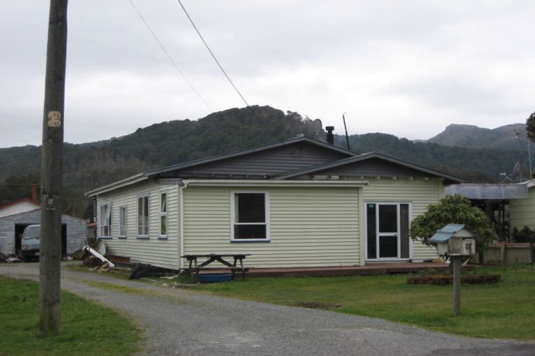 Photo of property in 44/42 Macdougall Avenue, Dunollie, Runanga, 7803