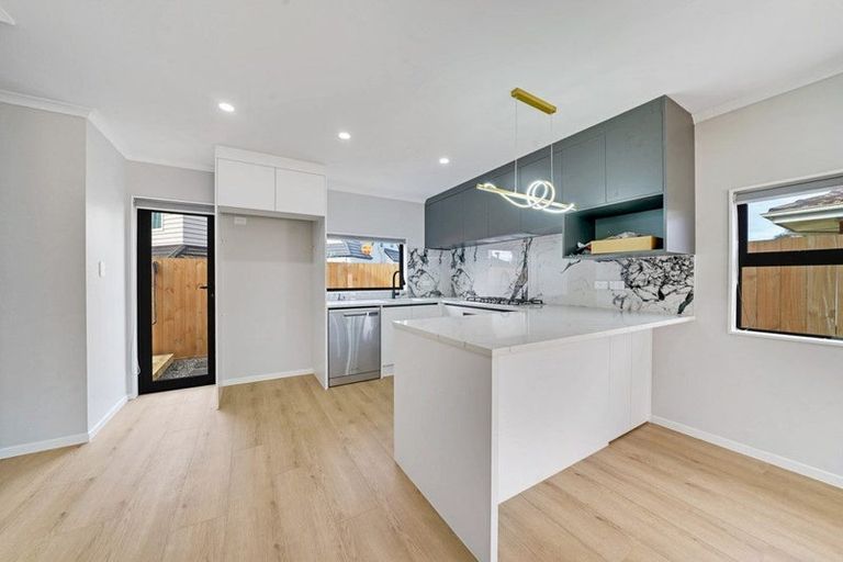 Photo of property in 39f Huia Road, Papatoetoe, Auckland, 2025