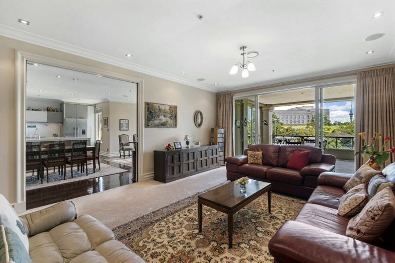 Photo of property in 4a/24 Domain Drive, Parnell, Auckland, 1052