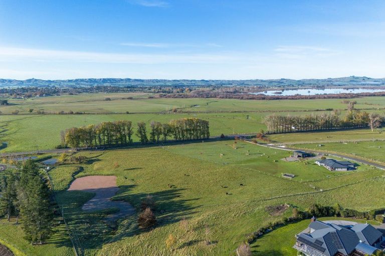 Photo of property in 18 Jg Wilson Drive, Waipukurau, 4281