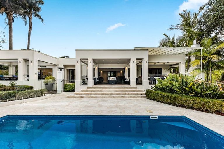 Photo of property in 481 Paremoremo Road, Paremoremo, Auckland, 0632