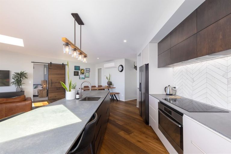 Photo of property in 155 Moncks Spur Road, Mount Pleasant, Christchurch, 8081