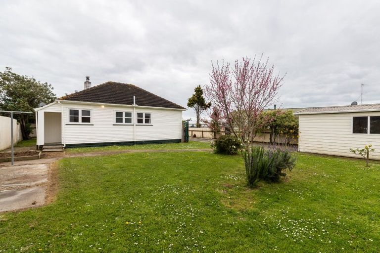 Photo of property in 3 Cook Street, Levin, 5510