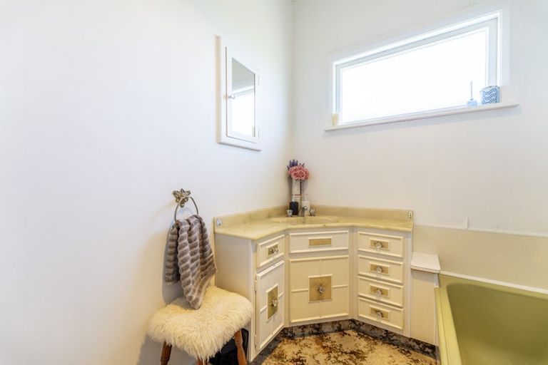 Photo of property in 12 Hertford Street, Kensington, Timaru, 7910