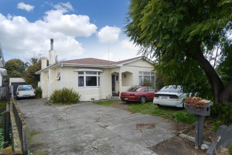 Photo of property in 106 Alexandra Crescent, Hastings, 4122