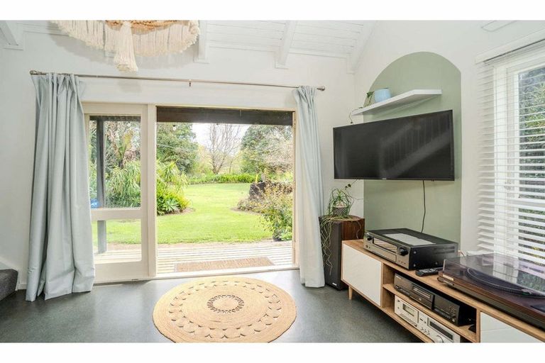 Photo of property in 28 Wharau Road, Kerikeri, 0293