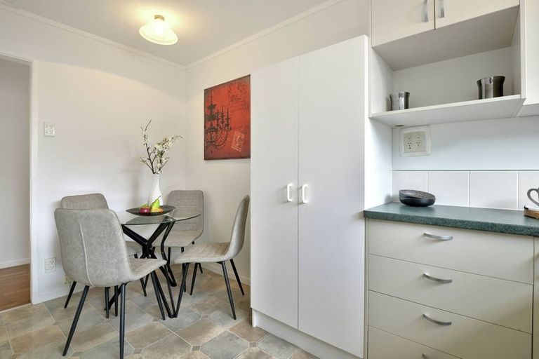 Photo of property in 33b Mccrystal Avenue, Eastern Beach, Auckland, 2012