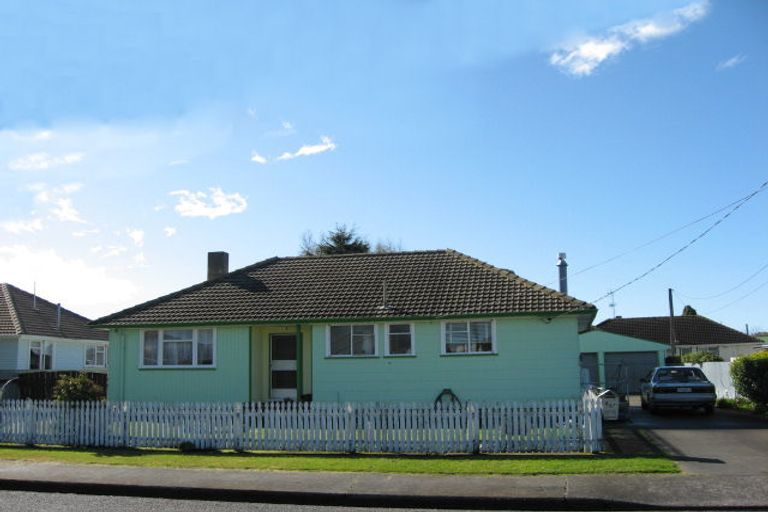 Photo of property in 307 Montgomery Street, Raureka, Hastings, 4120