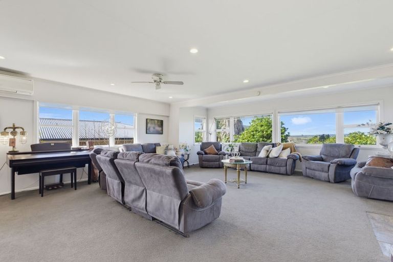 Photo of property in 2 Bickerstaffe Road, Maungaturoto, 0520