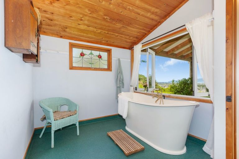 Photo of property in 17 Kea Street, Waikanae, 5036