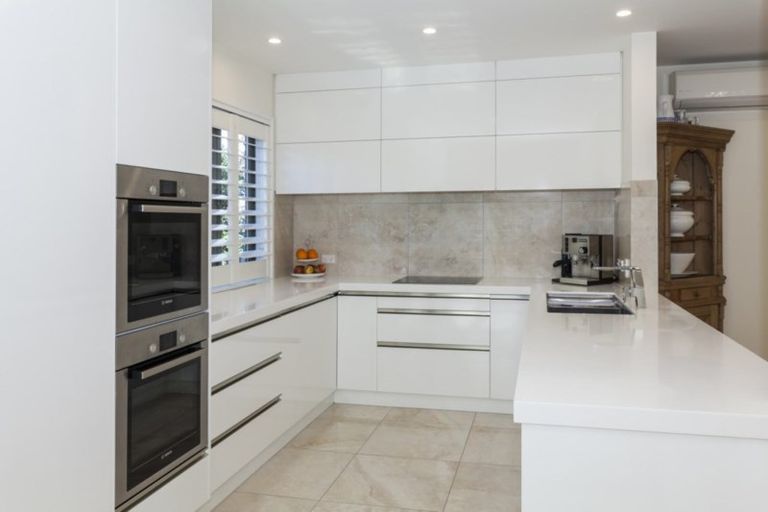 Photo of property in 30 Makora Street, Fendalton, Christchurch, 8041