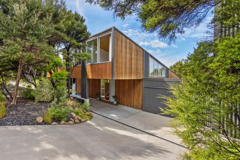 Photo of property in 3 Bush Point Road, Kerikeri, 0294