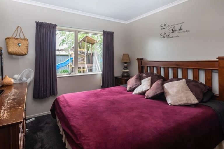 Photo of property in 35a Dampier Street, Woolston, Christchurch, 8023