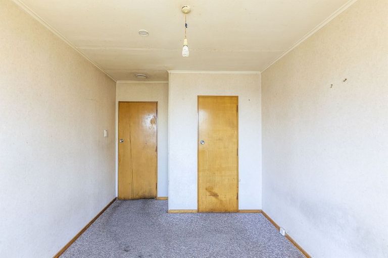 Photo of property in 74 Stillwater Place, Westbrook, Palmerston North, 4412