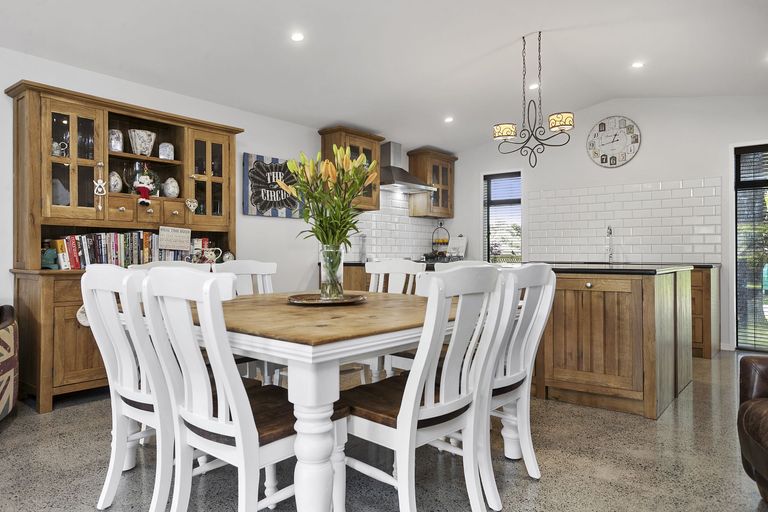 Photo of property in 11 Bronte Place, Leamington, Cambridge, 3432