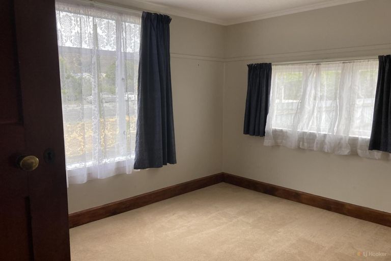 Photo of property in 32 Mill Road, Waimate, 7924