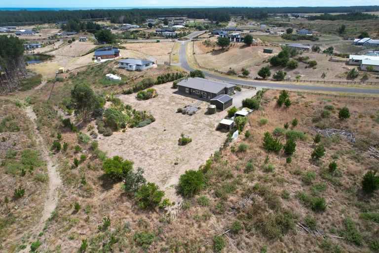 Photo of property in 12 Quail Way, Waitarere, Levin, 5510