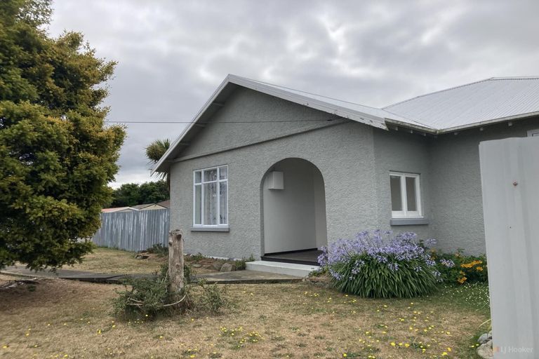 Photo of property in 32 Mill Road, Waimate, 7924
