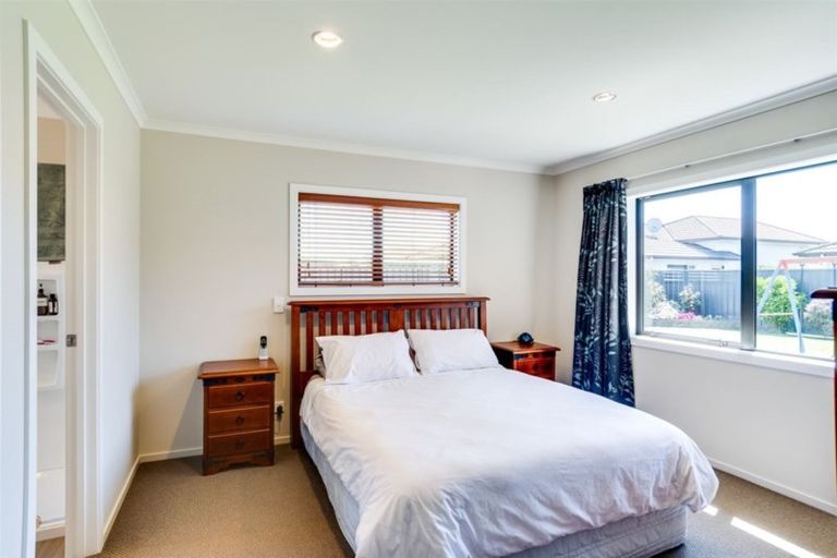 Photo of property in 4 Hawea Place, Poraiti, Napier, 4112
