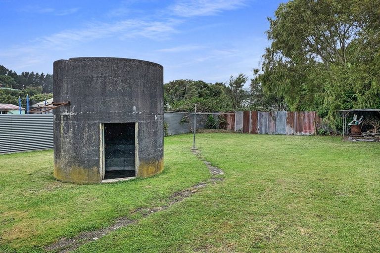 Photo of property in 12-14 Herrington Street, Foxton, 4814