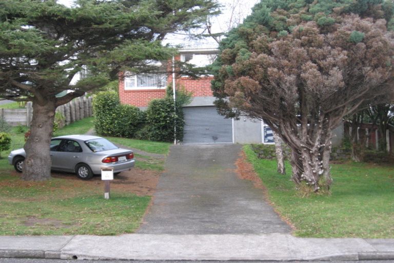 Photo of property in 60 Alexander Road, Raumati Beach, Paraparaumu, 5032