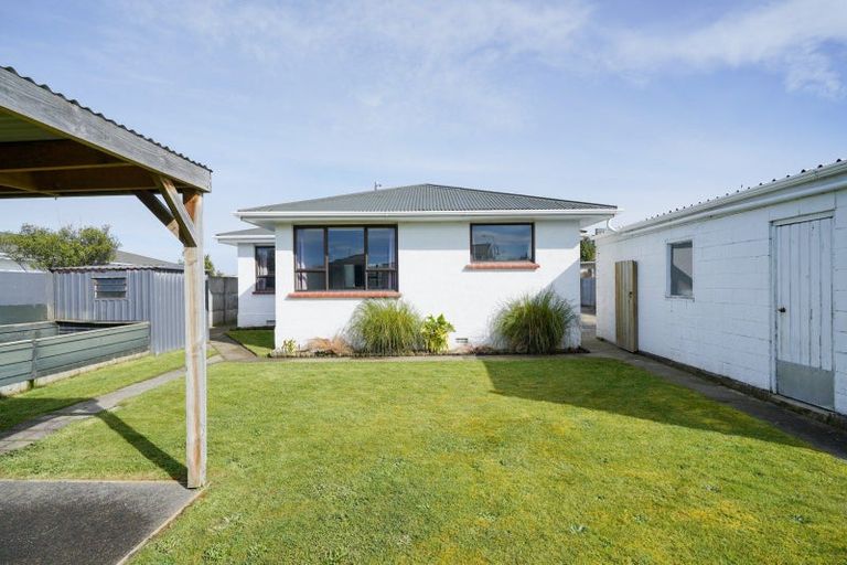 Photo of property in 216 Conyers Street, Strathern, Invercargill, 9812