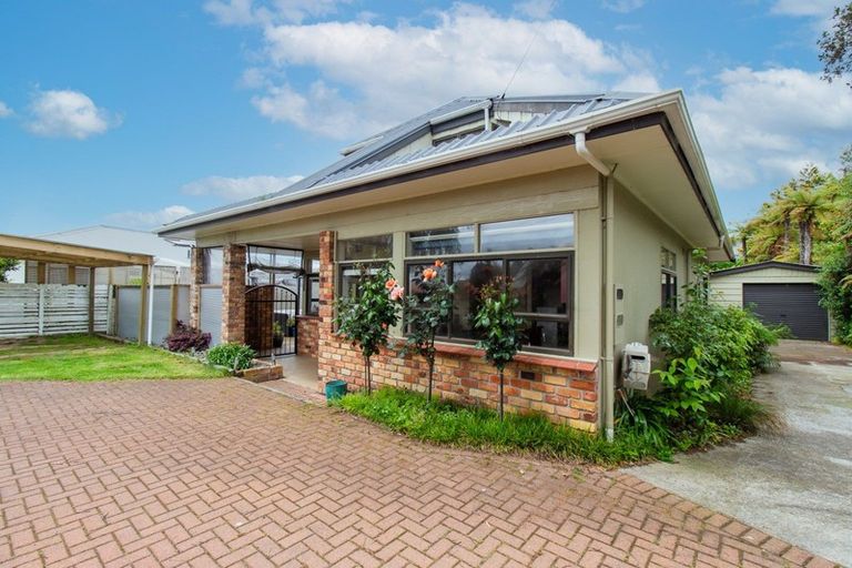 Photo of property in 5 Matipo Avenue, Pomare, Rotorua, 3015