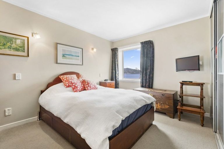 Photo of property in Matai Moana, 2/178 Oriental Parade, Oriental Bay, Wellington, 6011