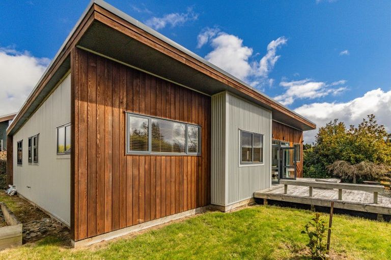 Photo of property in 2 Kanuka Way, Ohakune, 4625