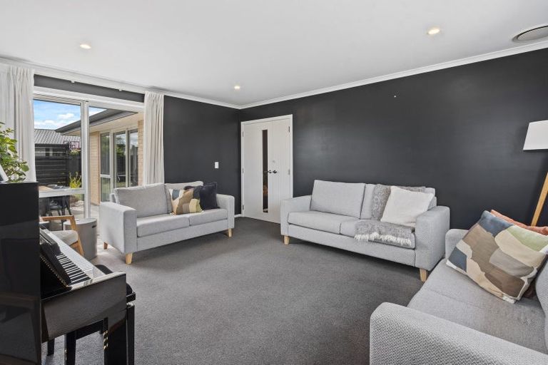 Photo of property in 9 Whincops Road, Halswell, Christchurch, 8025