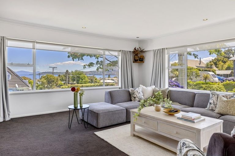 Photo of property in 5 Te Hatepe Avenue, Taupo, 3330