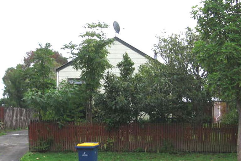Photo of property in 12 Luanda Drive, Ranui, Auckland, 0612