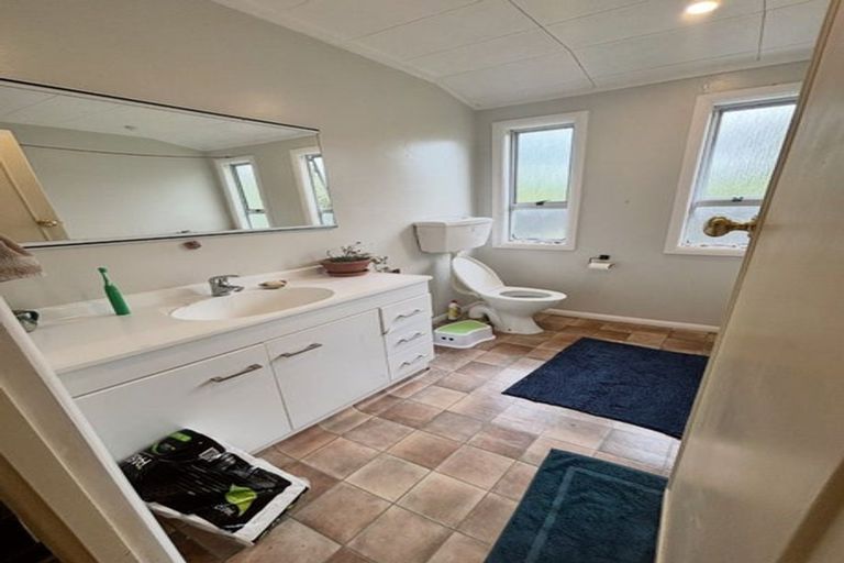 Photo of property in 31 Bettina Road, Fairfield, Hamilton, 3214