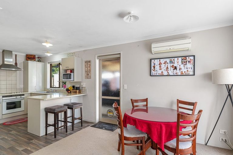 Photo of property in 96 Holland Road, Fairfield, Hamilton, 3214