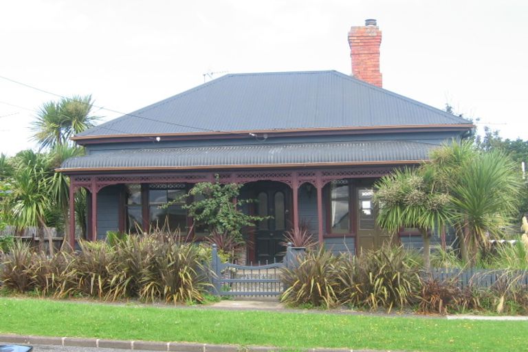 Photo of property in 15 Patuone Avenue, Devonport, Auckland, 0624